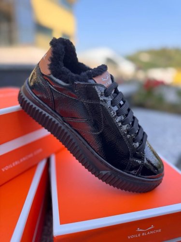 кроссовки женские  Voile Blanche 2310 